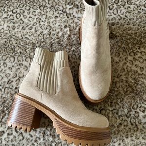 Tan platform boots